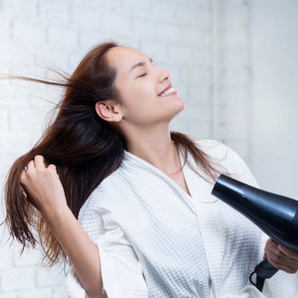 10 Cách chăm sóc tóc đơn giản tại nhà